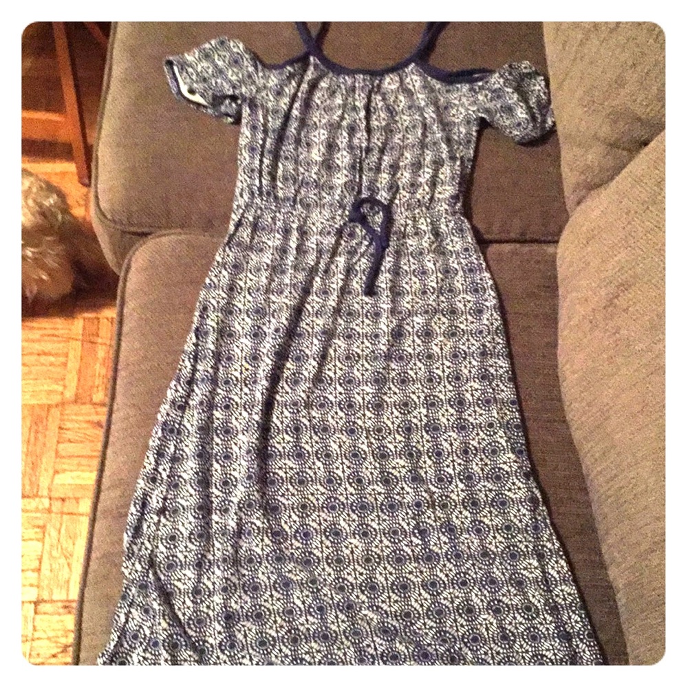 Long blue dress